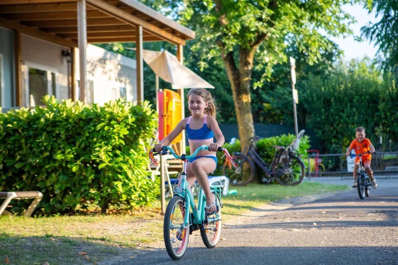 Camping Del Sole Village Iseo Campsite