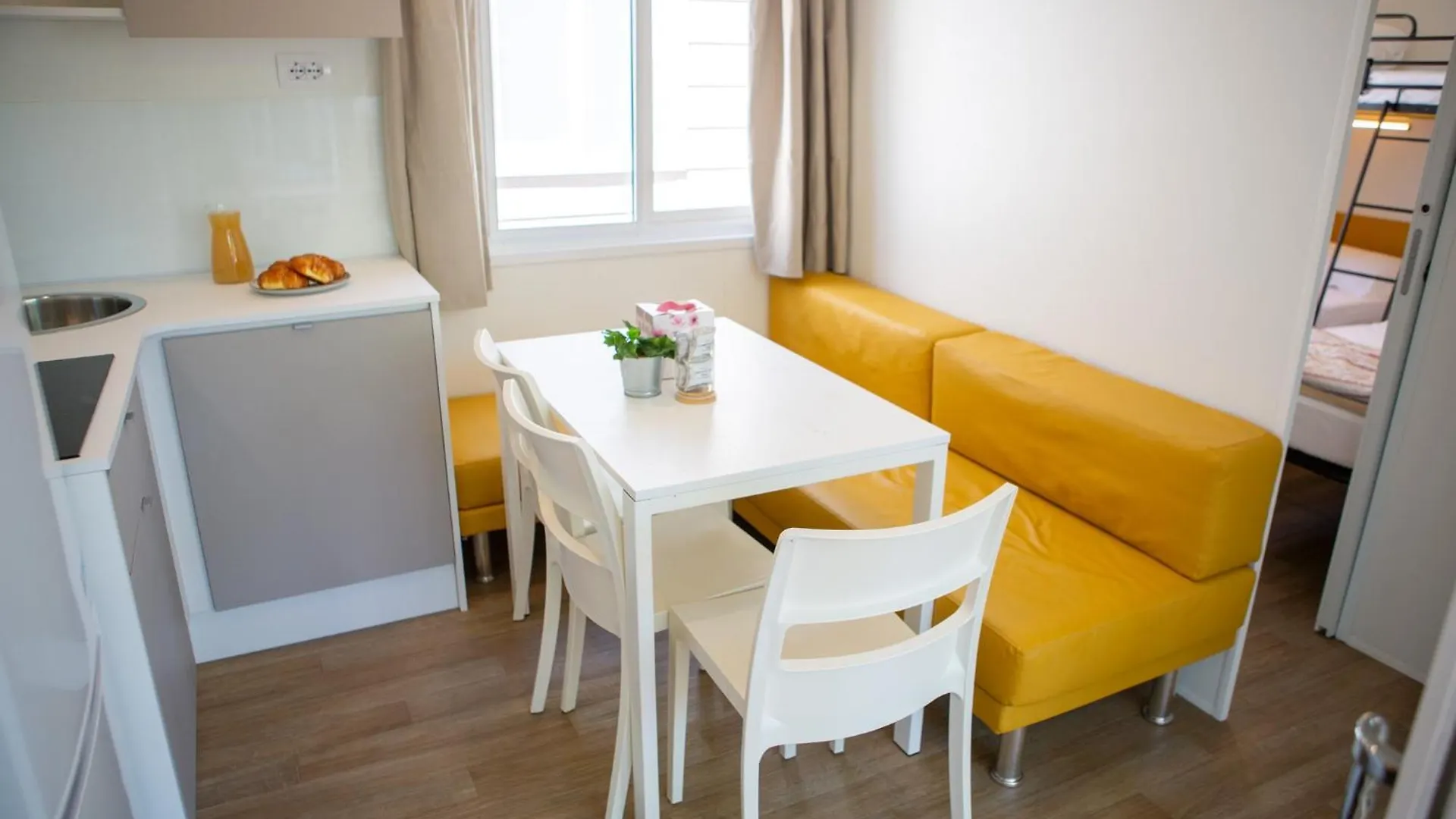 Camping Del Sole Village Iseo Campsite